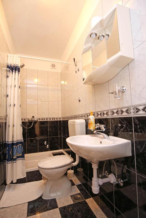 Apartmani Krka Rooms Lozovac Ngoại thất bức ảnh